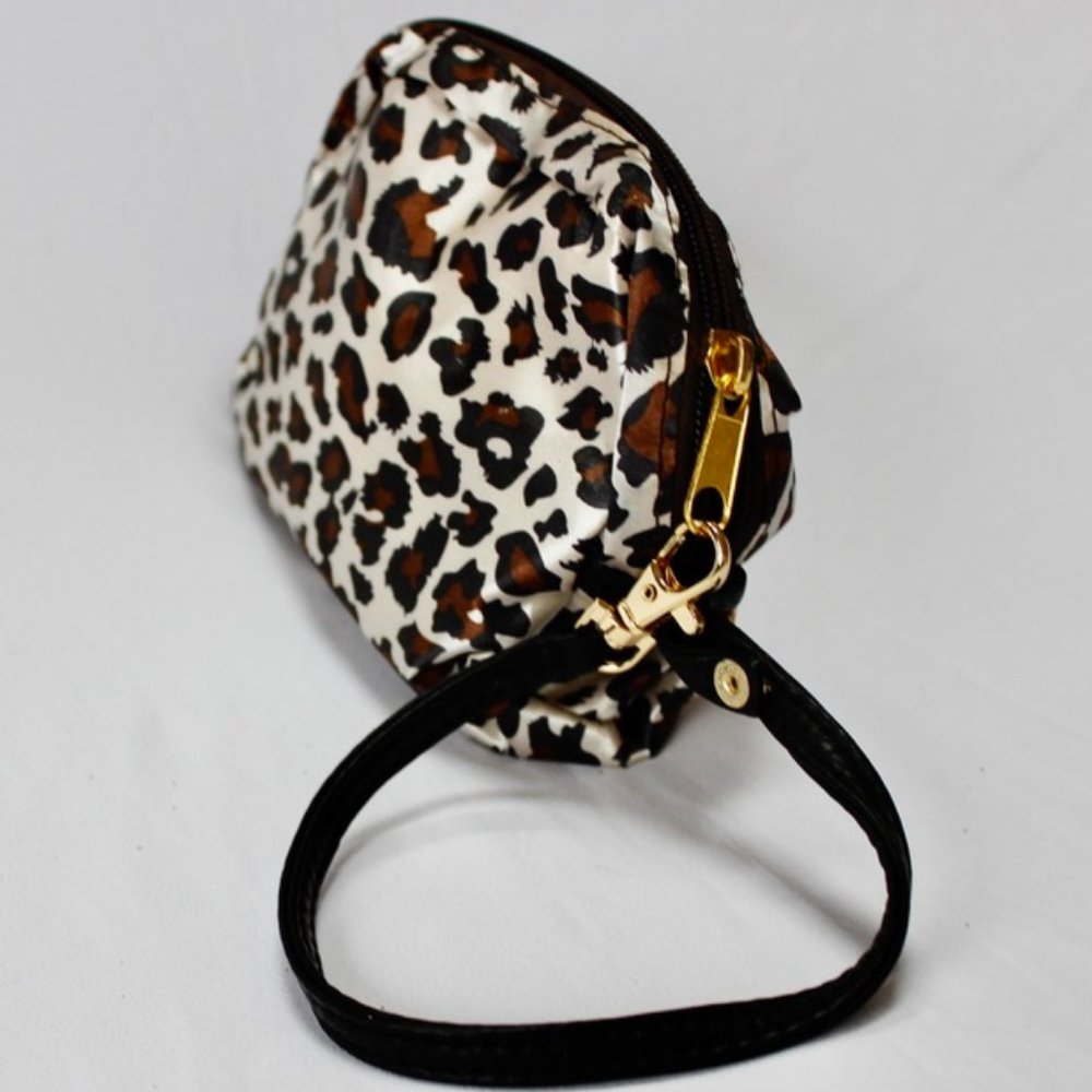 Leopard wristlet-use for makeup or as a clutch
